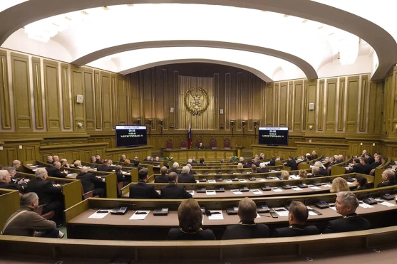 Новый обзор практики ВС: когда изымают «переработанные» коррупционные активы и почему отсутствие письменной формы не делает сделку недействительной