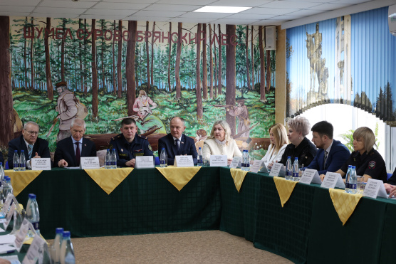 Президент Адвокатской палаты Московской области Алексей Галоганов принял участие во Всероссийской научно-практической конференции «Другое детство» в Брянске