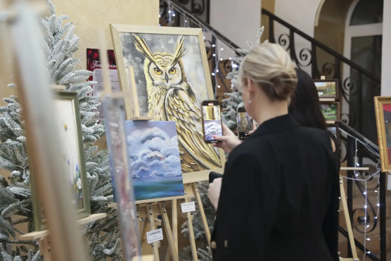 Итоги благотворительного бала – лекарства для маленьких пациентов